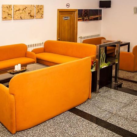 מלידה Hotel Restaurante Xaneiro מראה חיצוני תמונה