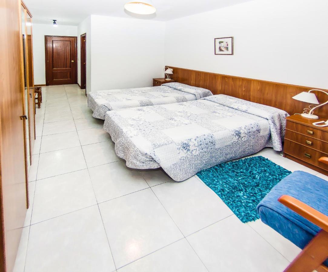 מלידה Hotel Restaurante Xaneiro מראה חיצוני תמונה