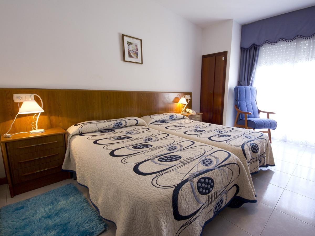 מלידה Hotel Restaurante Xaneiro חדר תמונה